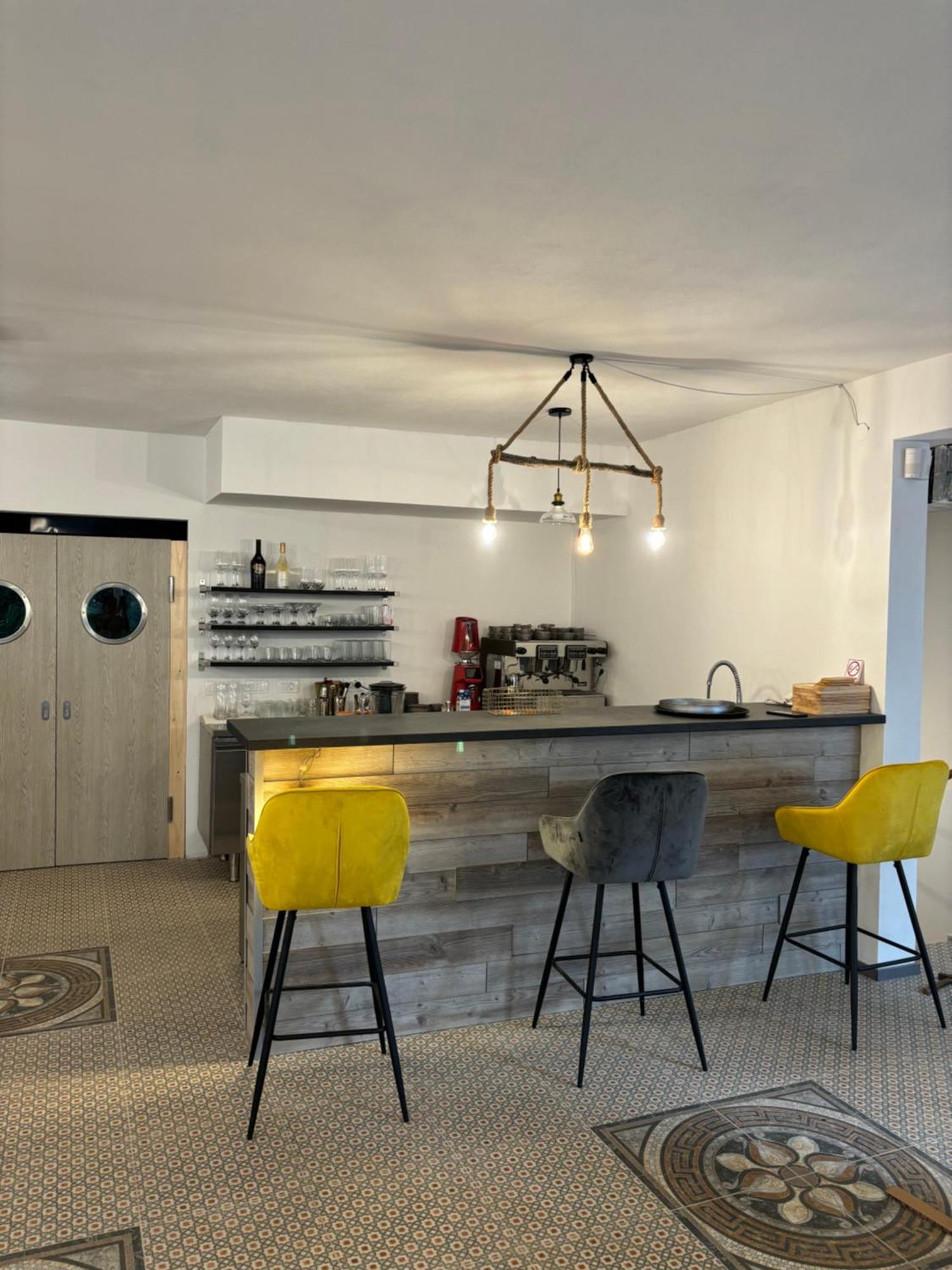 Captain' S Villa Boutique Hotel 베리로신즈 외부 사진